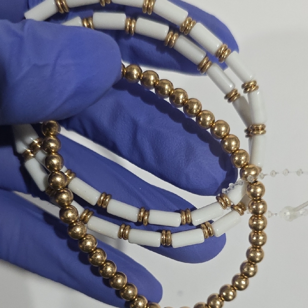 Elegant Gold & White Beaded Bracelet Set – Layered Stretch Fashion Jewelry - Picture 8 of 8